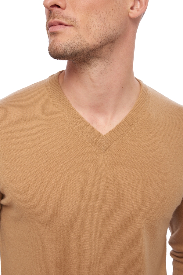 Cashmere kaschmir pullover herren v ausschnitt hippolyte camel 